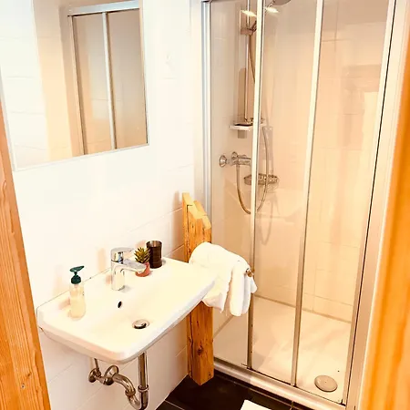 Mitten Auf Dem Panorama Bergglueck